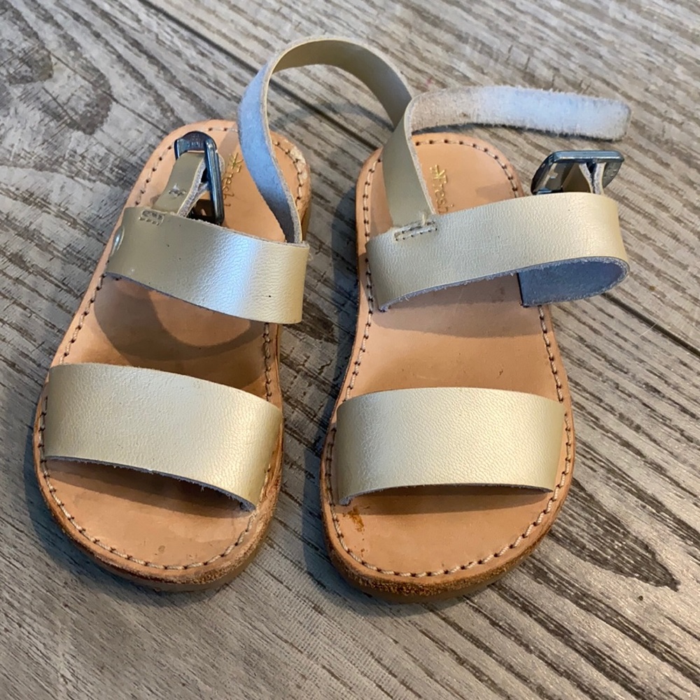 Freshly picked sandals